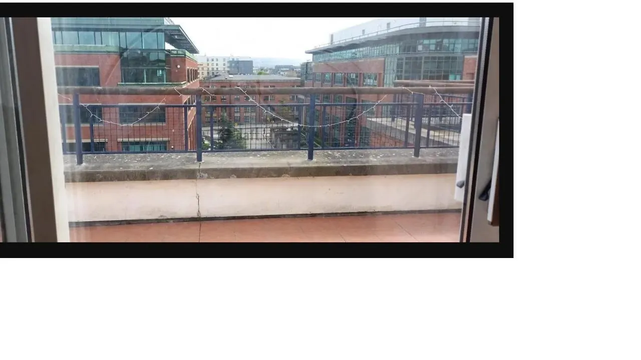 Custom House Harbour Apartments, Ifsc Dublin Homestay