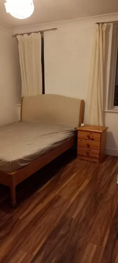 Custom House Harbour Apartments, Ifsc Dublin Homestay